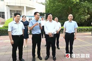 意媒：德劳伦蒂斯考虑在下赛季聘请皮奥利担任那不勒斯主帅